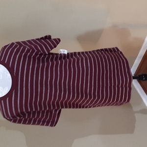 Any3 for$15🆕️ Maroon colored tshirt